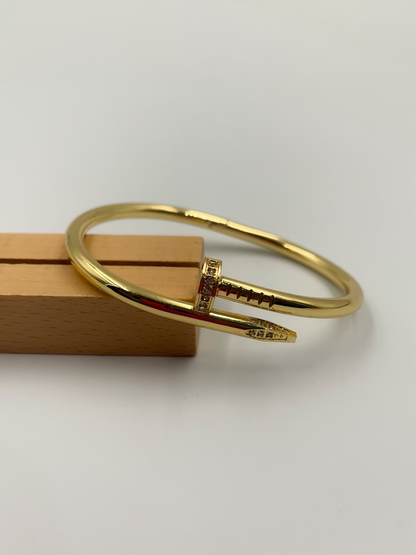 Bracelet Cartier avec strass
