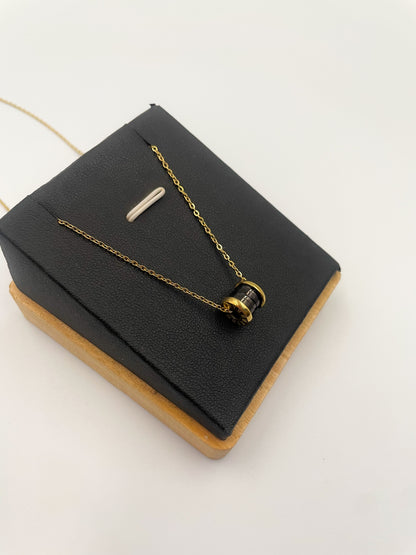 Collier Claude