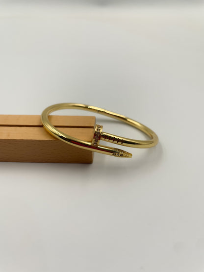 Bracelet Cartier avec strass